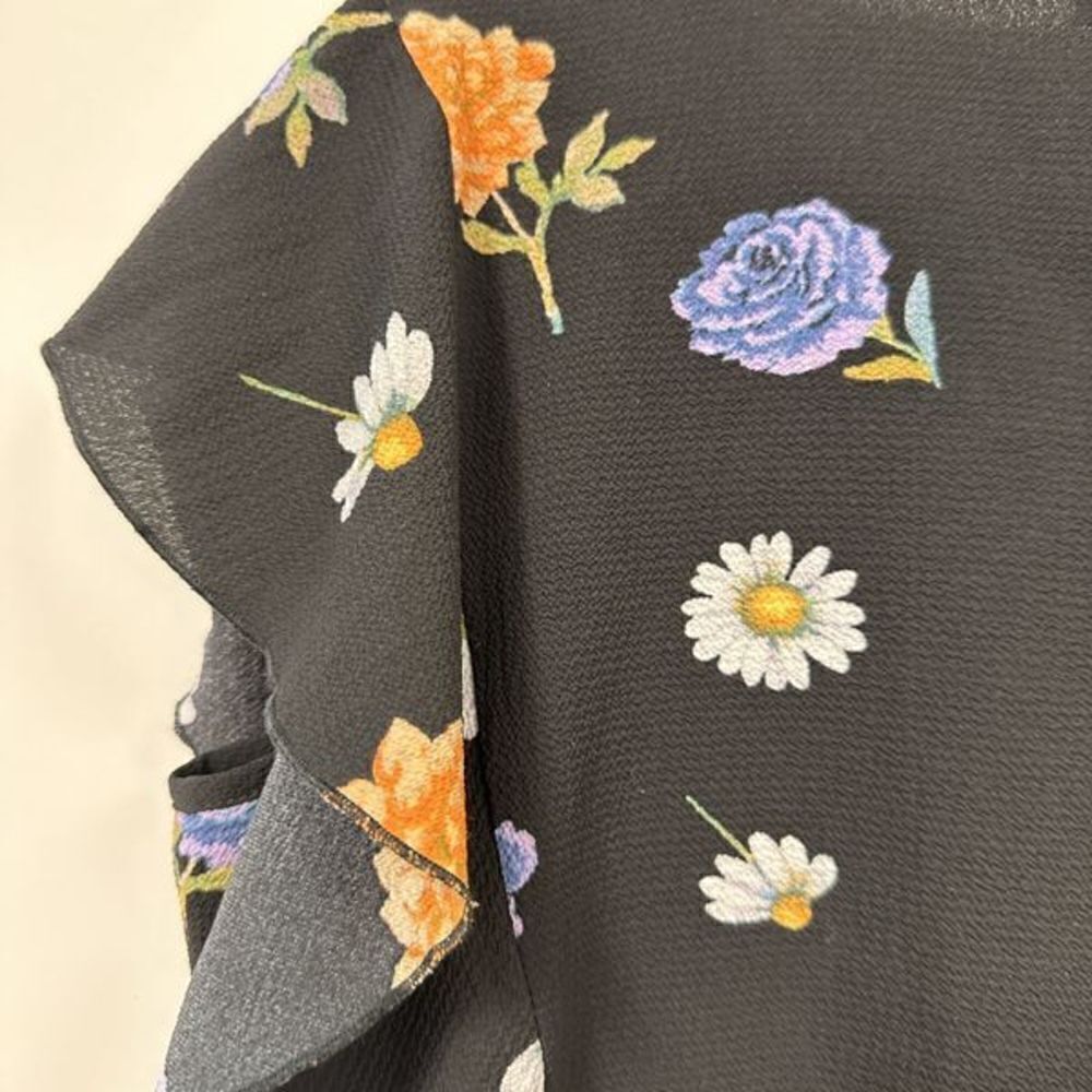 Sioni Floral Flutter Sleeve Black Blouse S - Picture 8 of 9